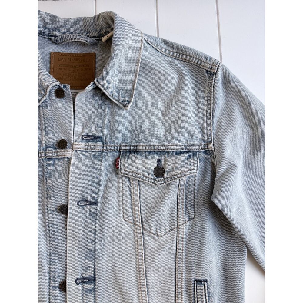 Levi's 100% Cotton Denim Trucker Jacket Light Wash Jean Mens M Classic Casual - Picture 8 of 15